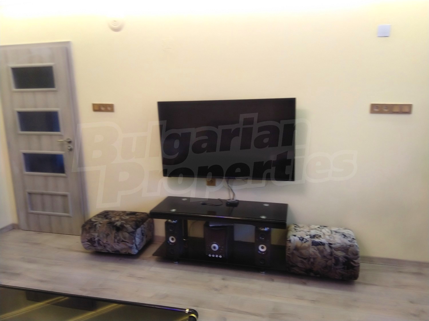 Gallery Picture 15