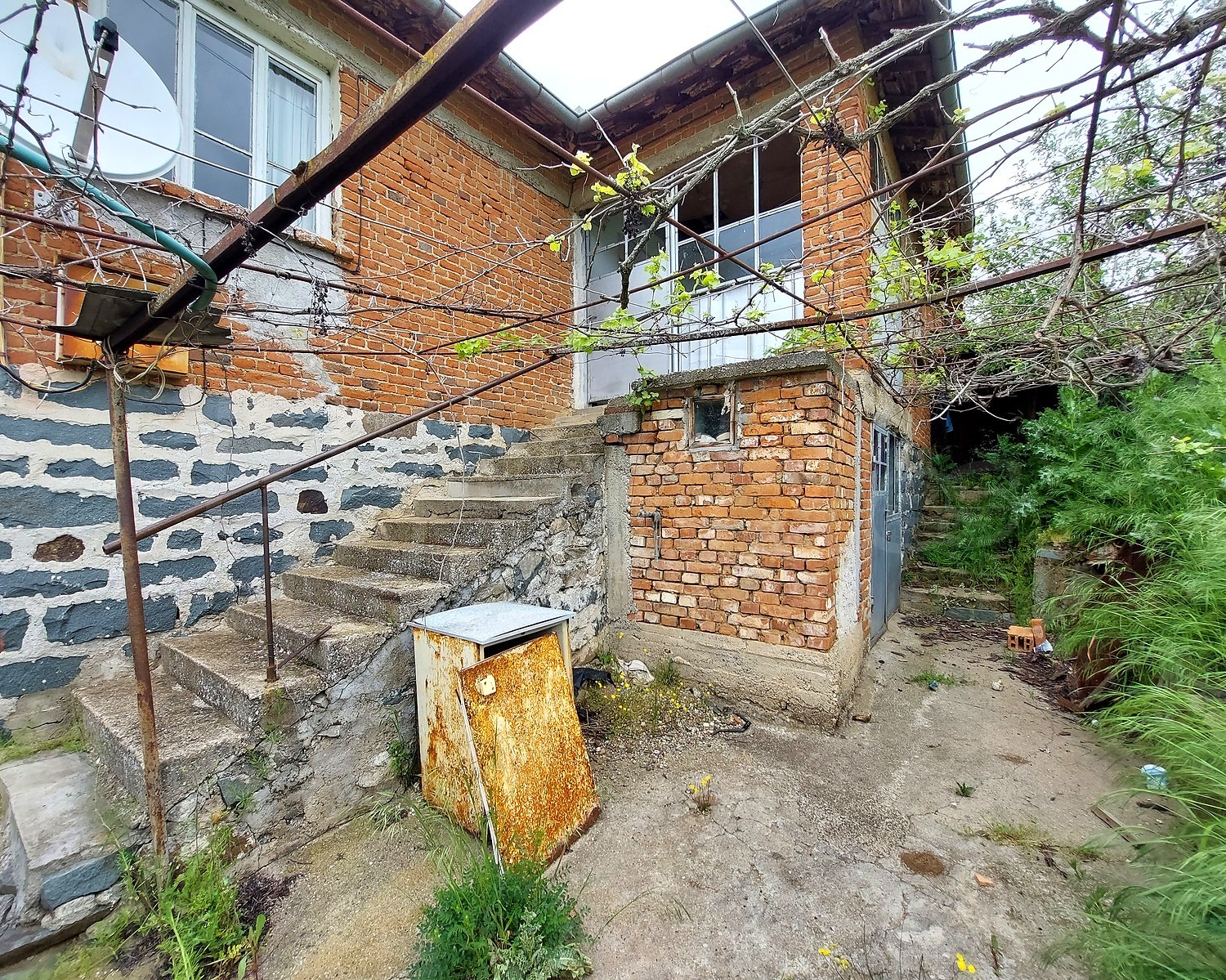 Gallery Picture 2