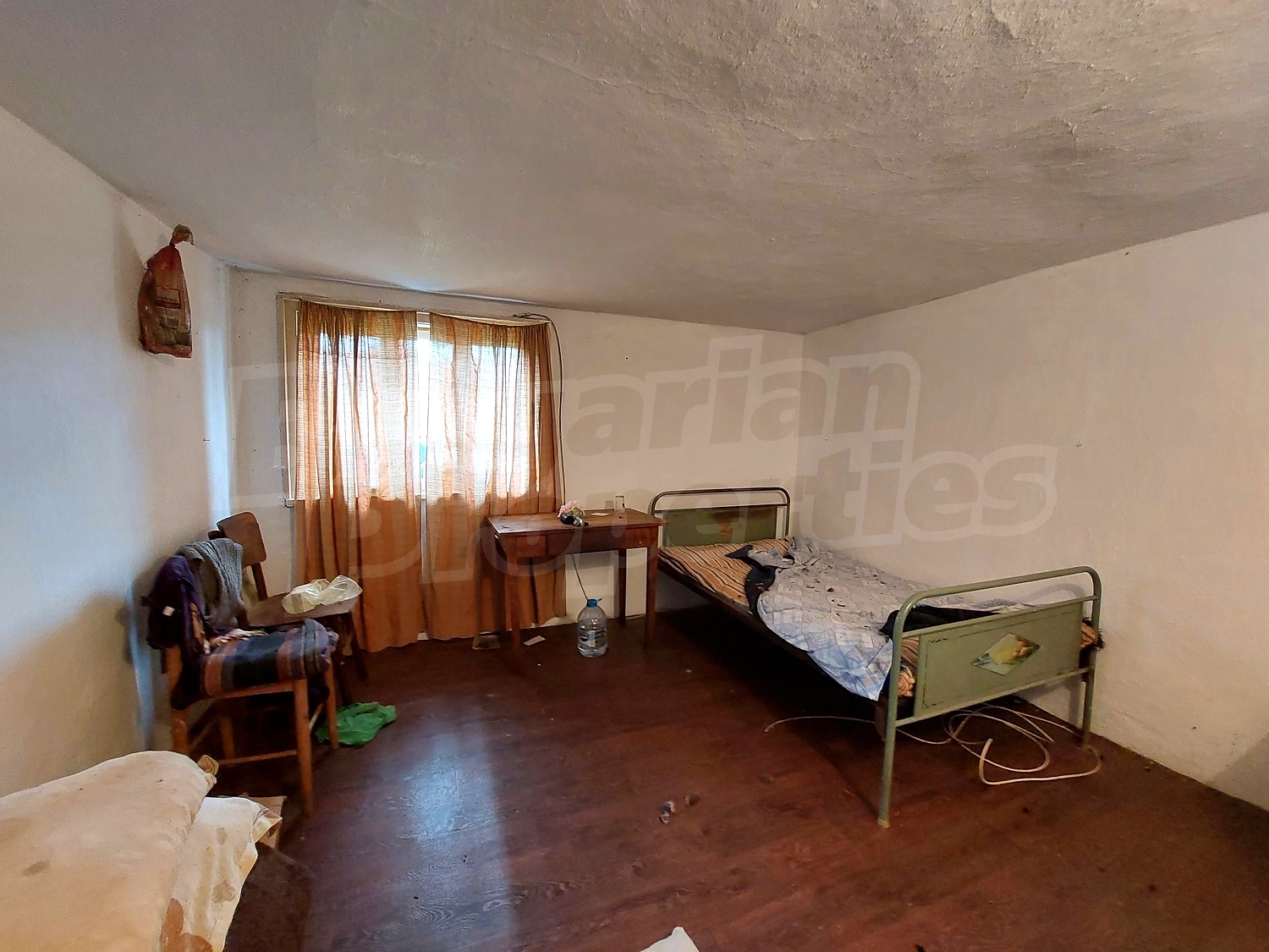 Gallery Picture 10