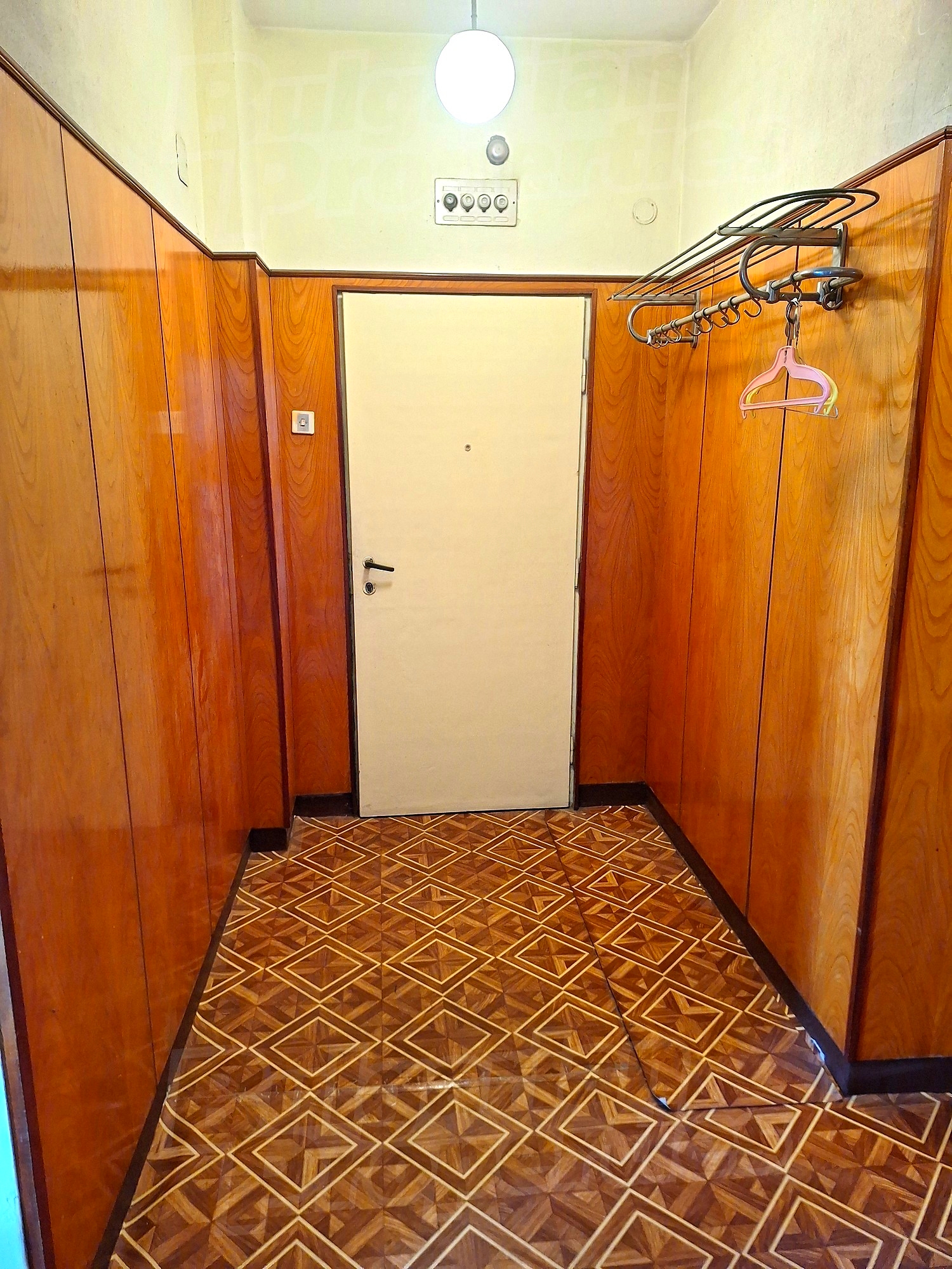 Gallery Picture 12