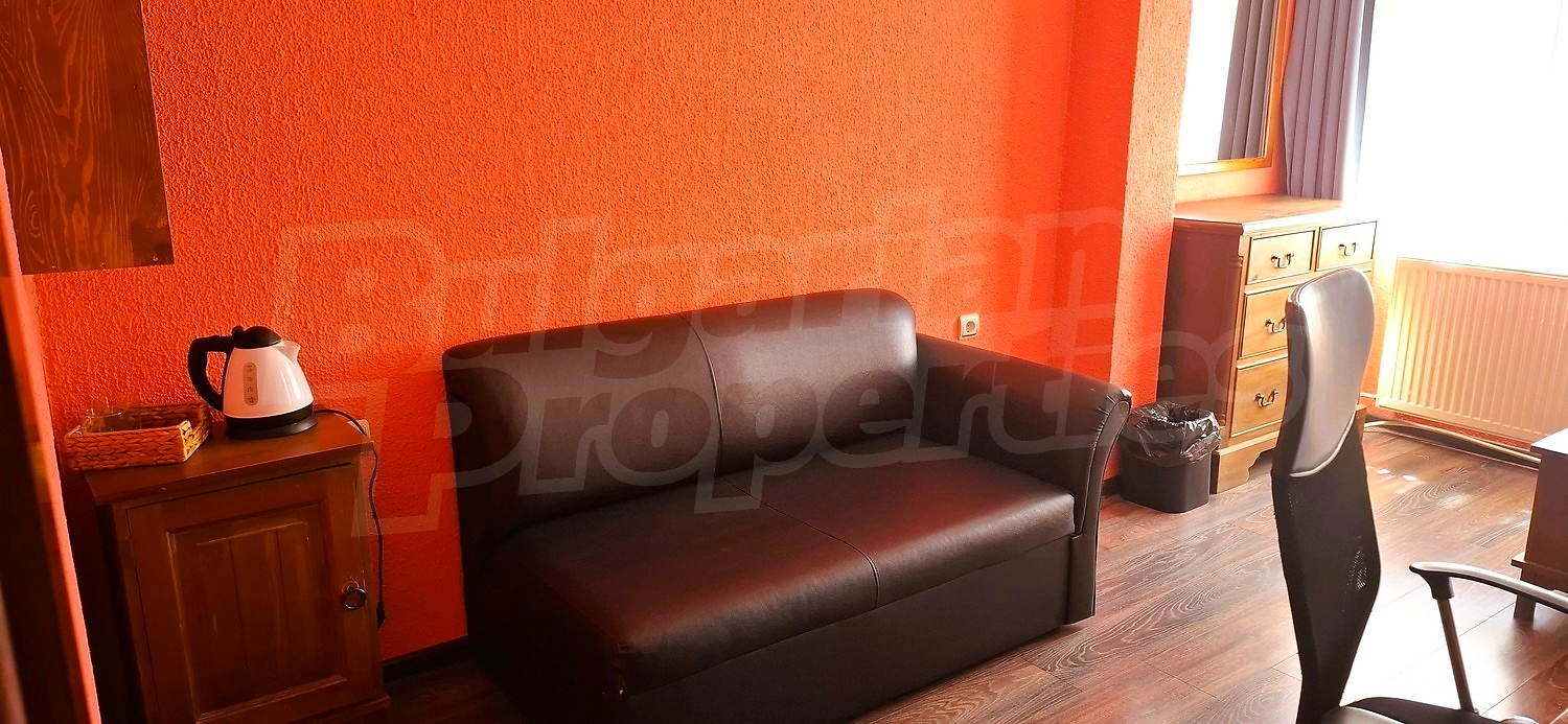 Gallery Picture 14