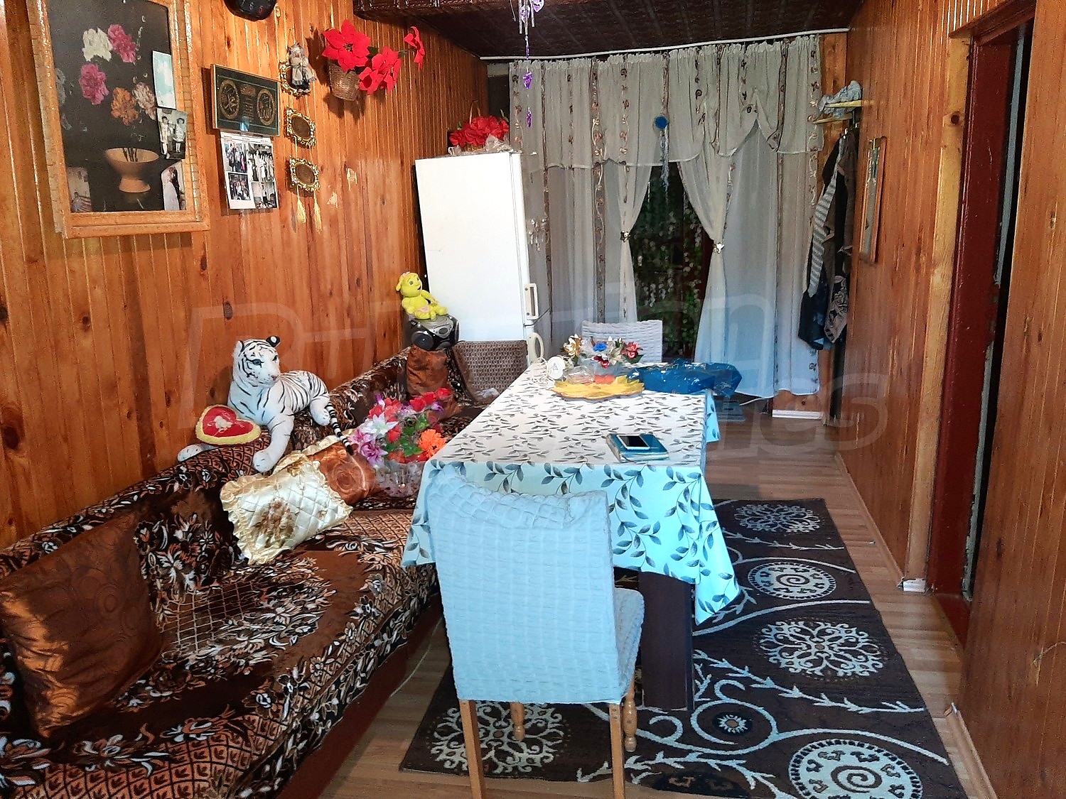 Gallery Picture 2