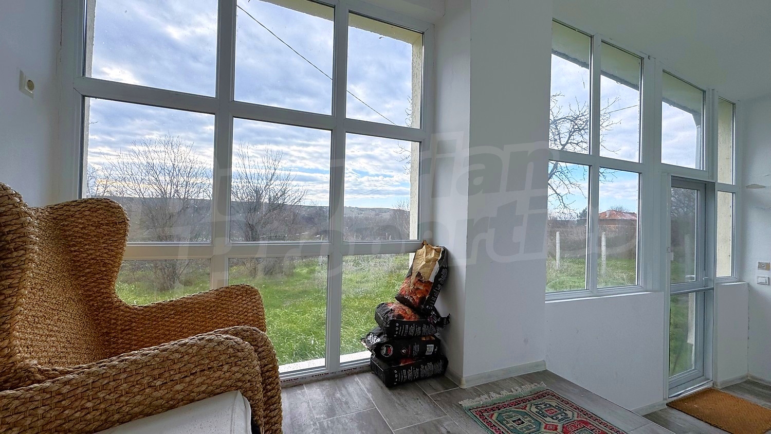 Gallery Picture 19