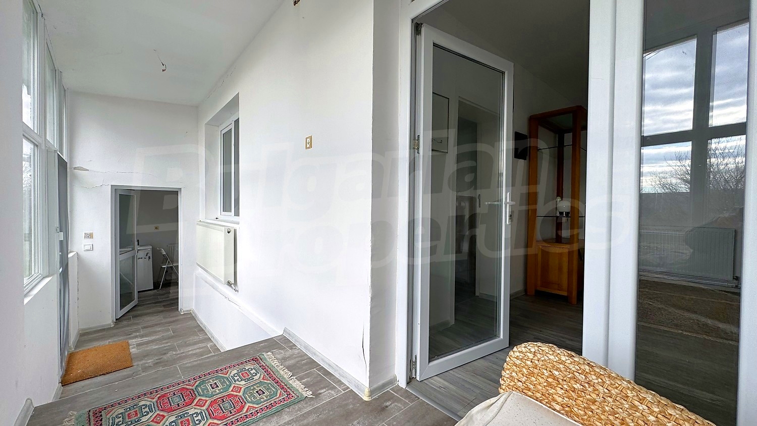 Gallery Picture 17