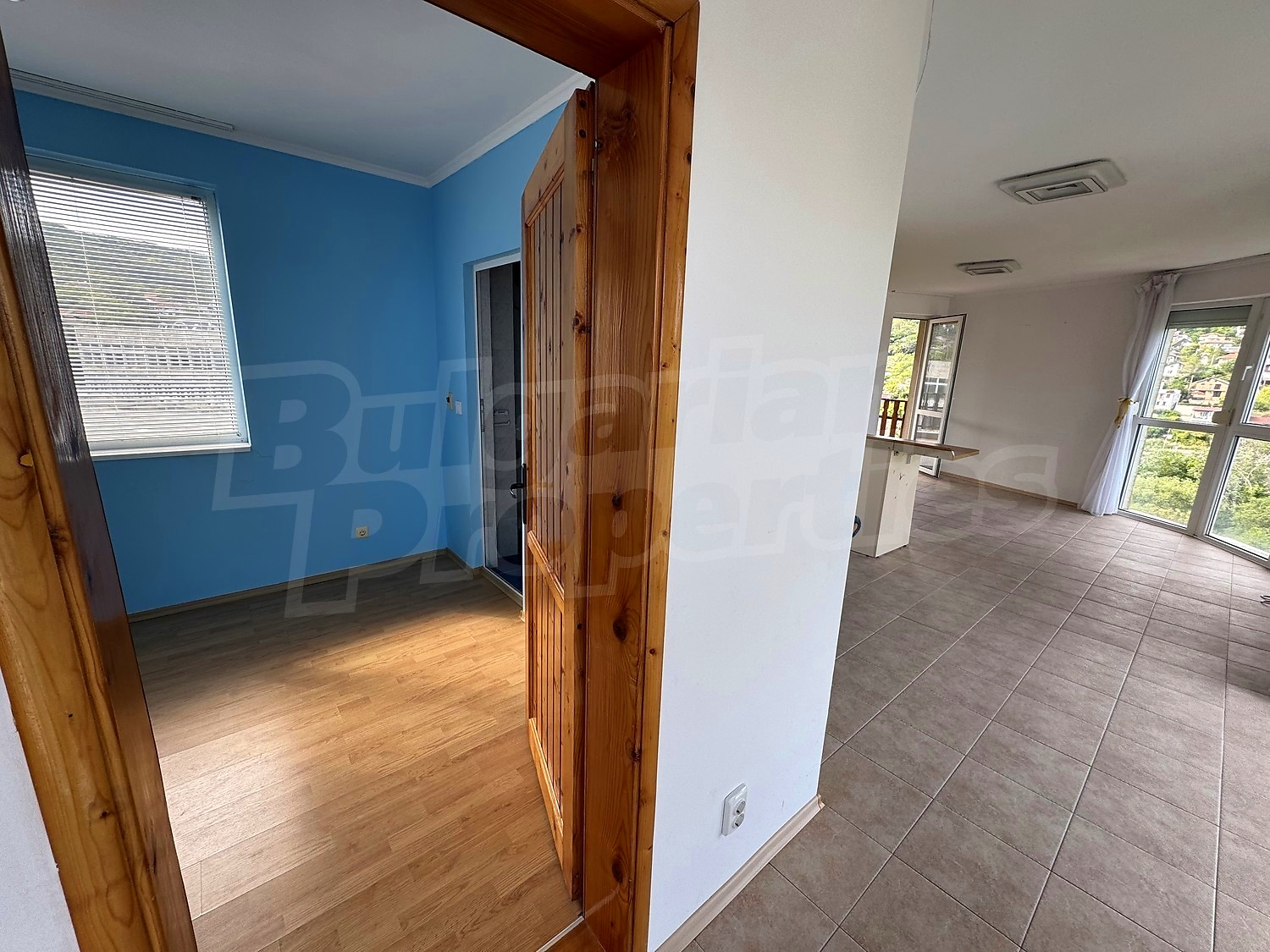 Gallery Picture 16