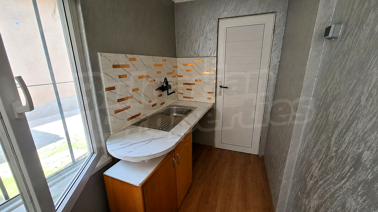 Gallery Picture 4