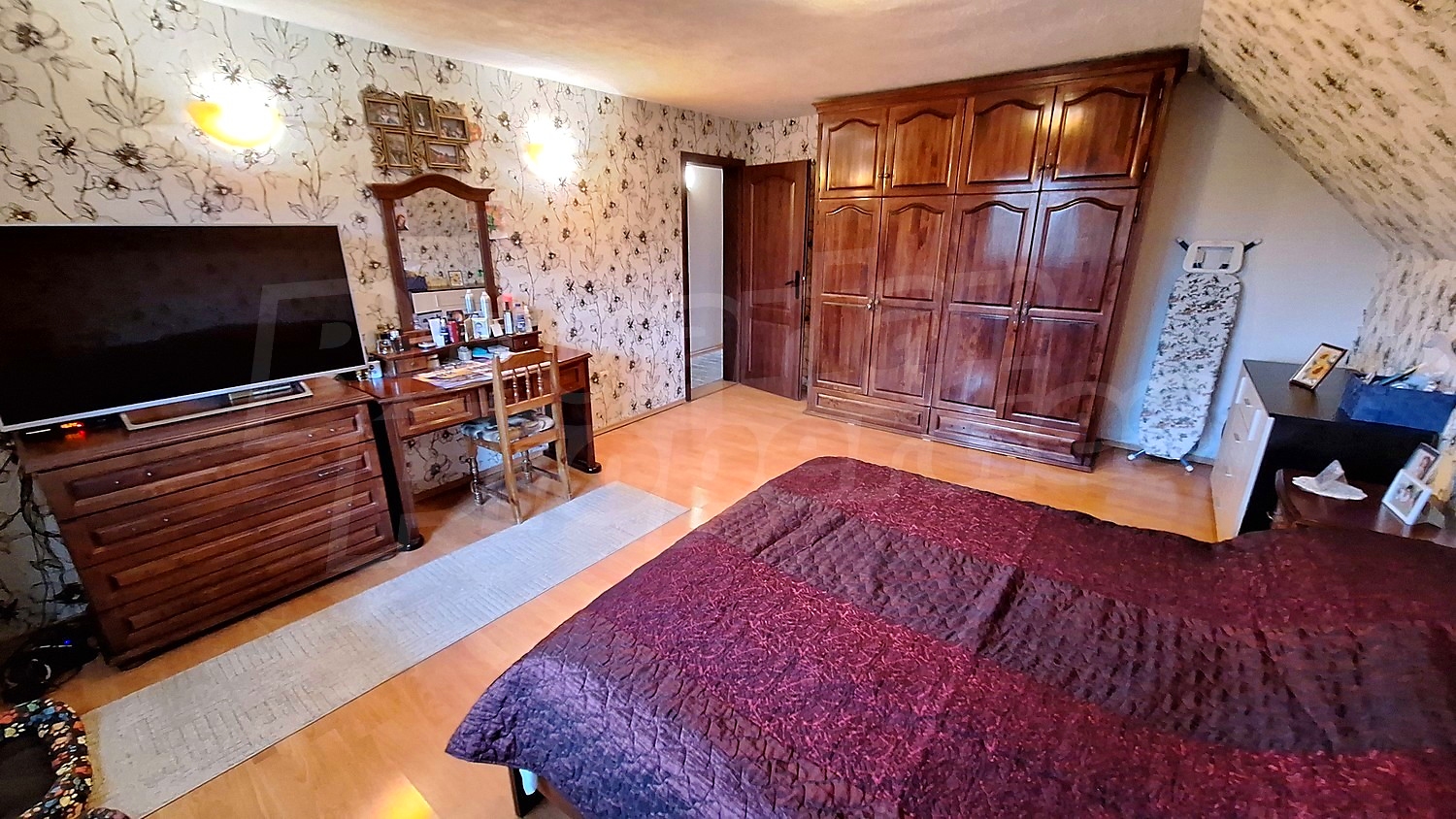 Gallery Picture 25
