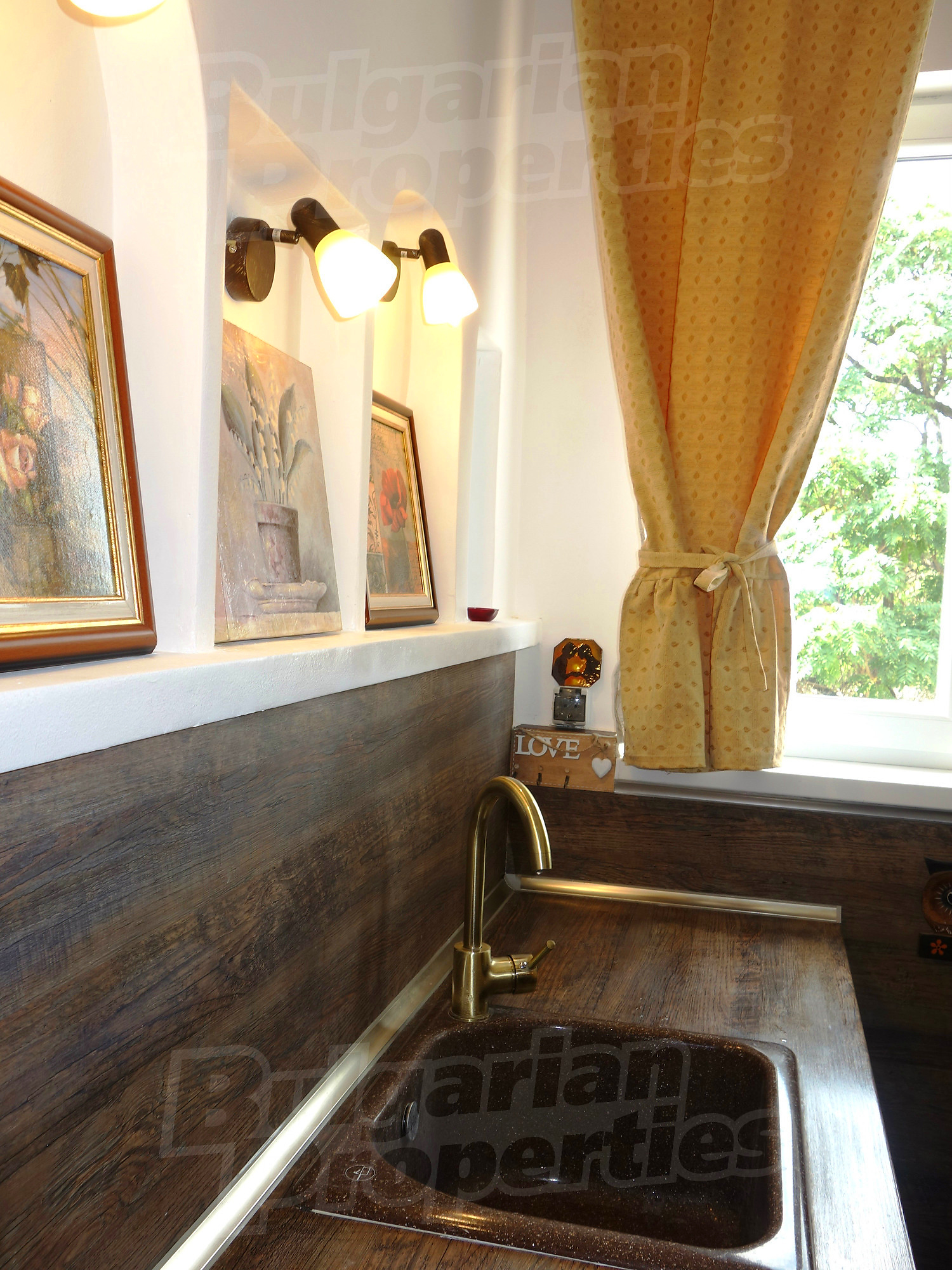 Gallery Picture 12