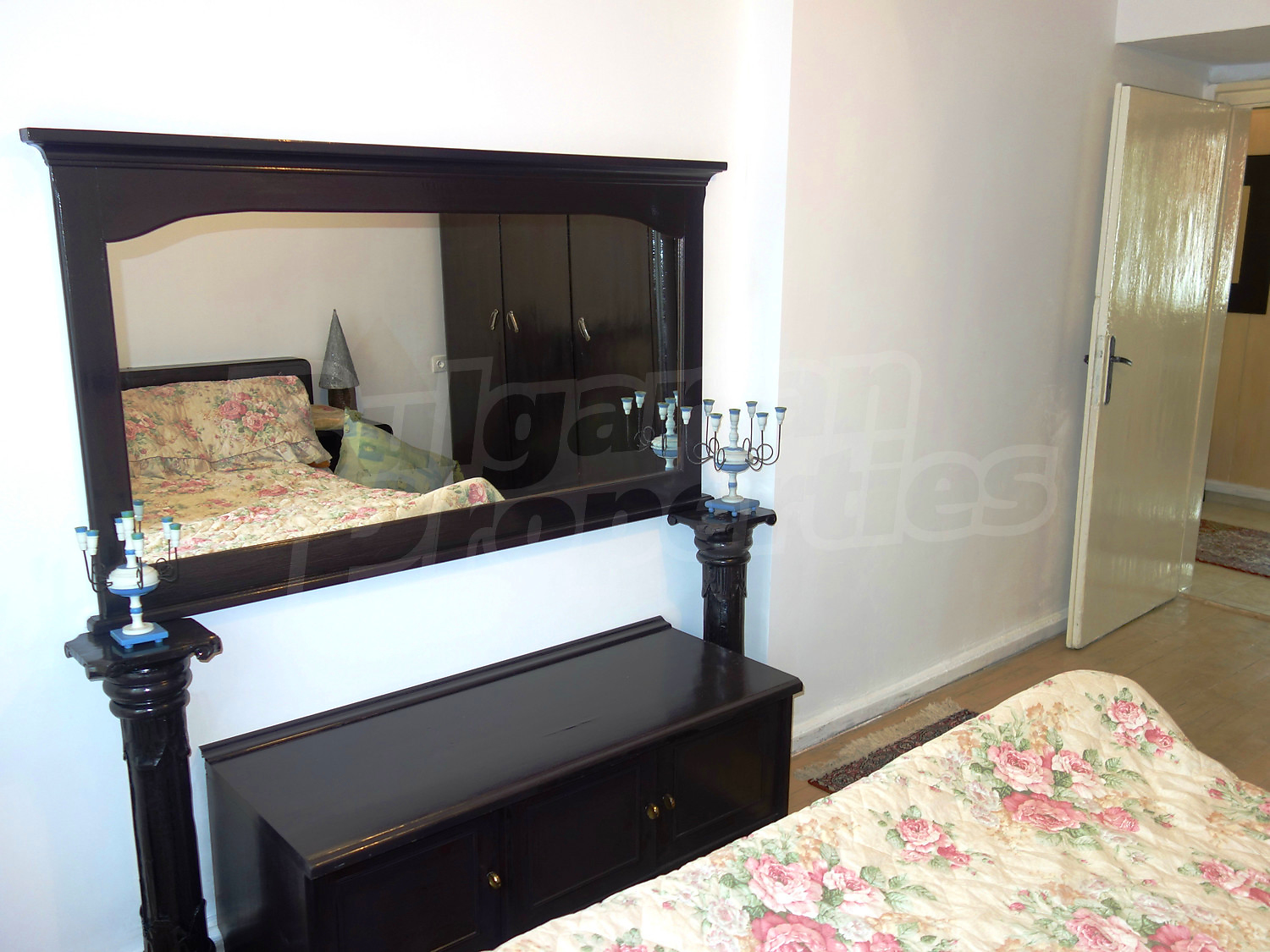 Gallery Picture 2