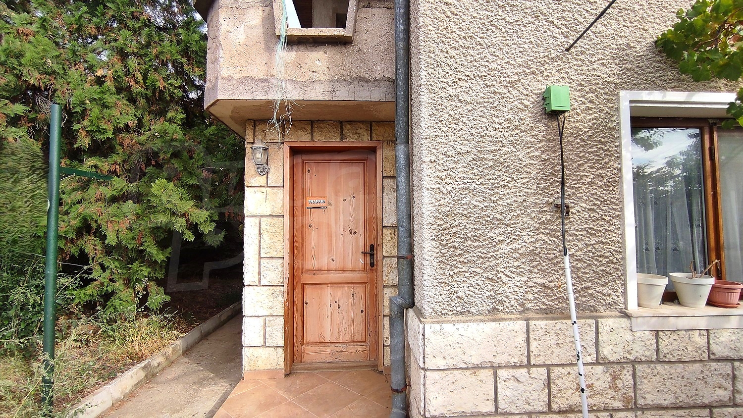 Gallery Picture 17
