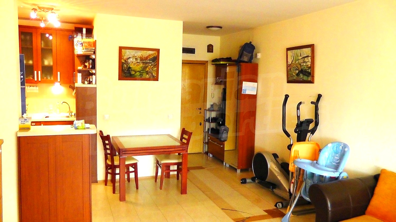 Gallery Picture 10
