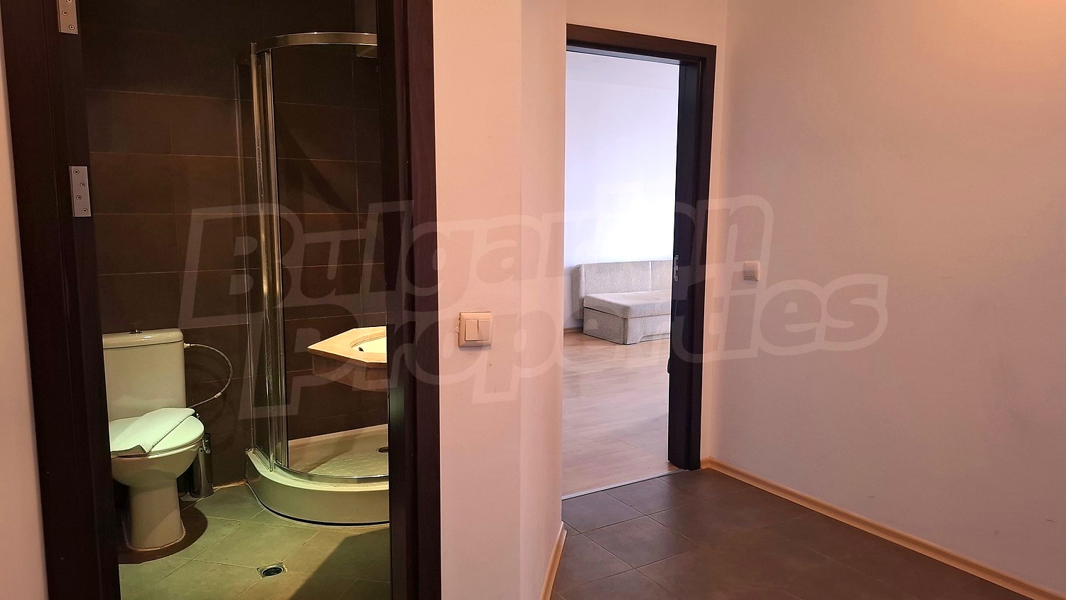 Gallery Picture 17
