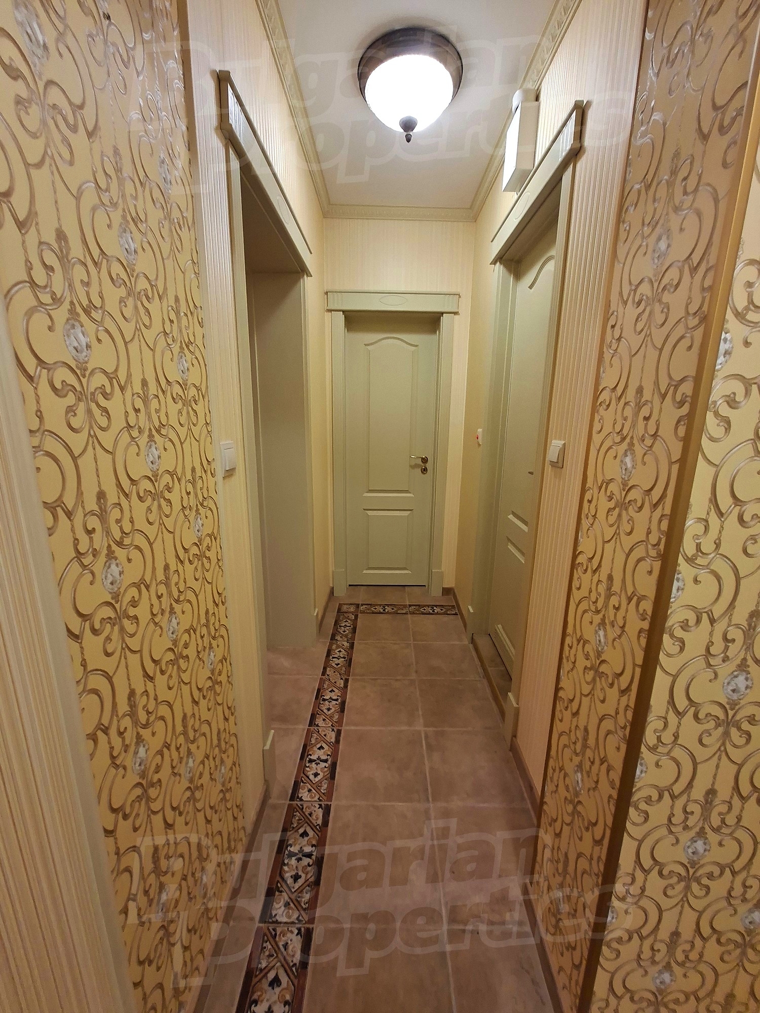 Gallery Picture 15