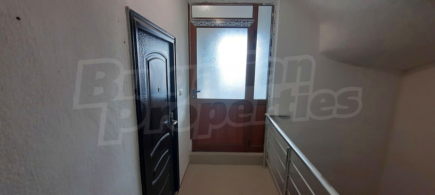 Gallery Picture 22