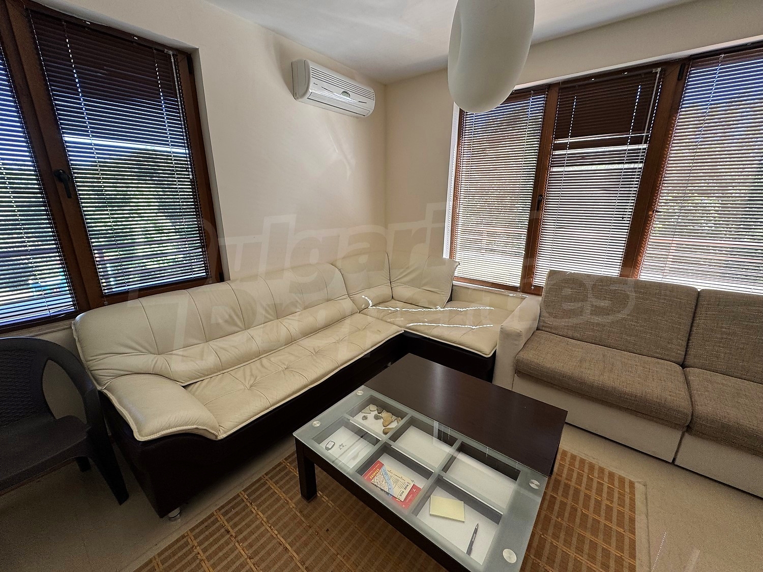 Gallery Picture 8