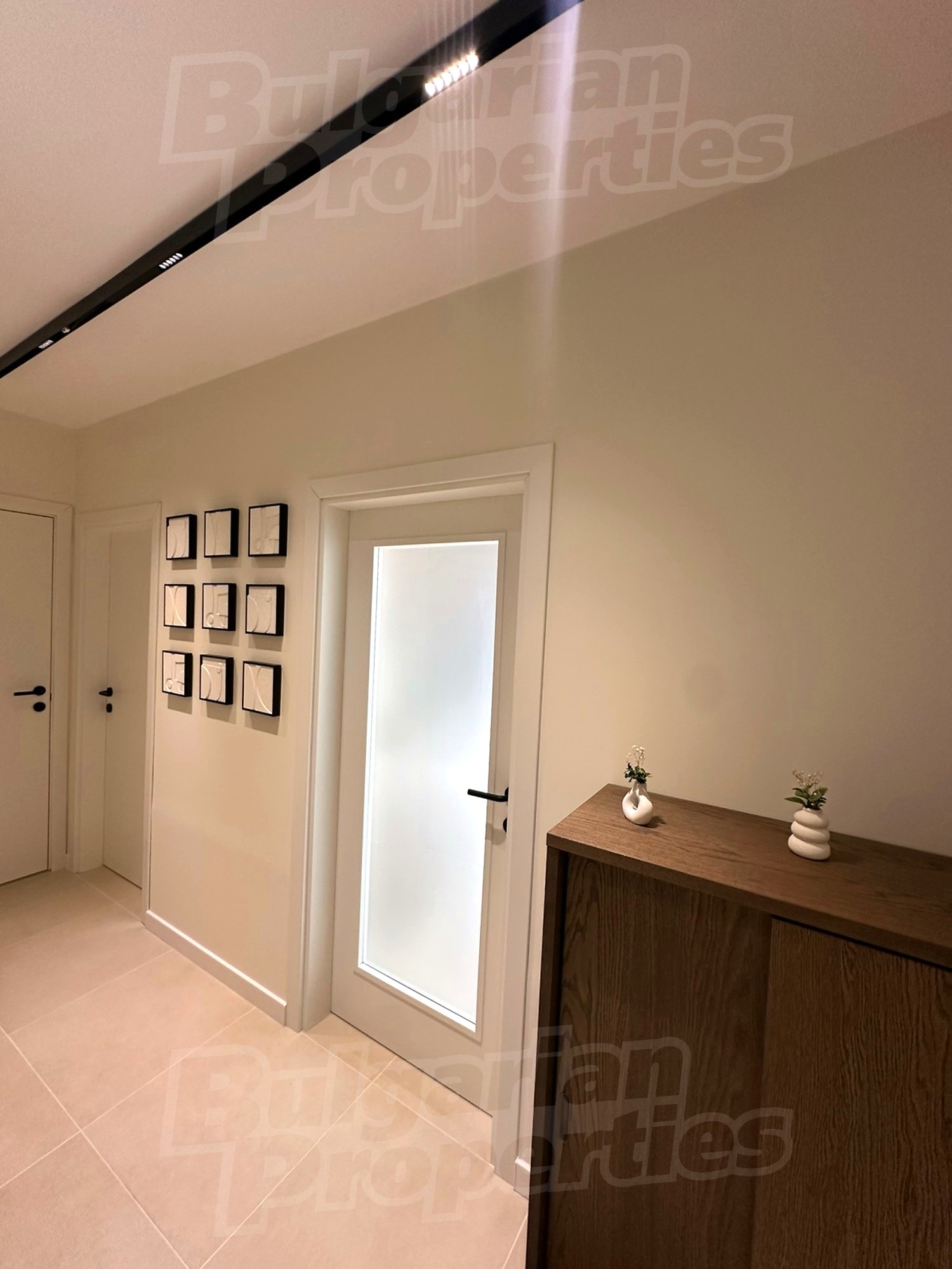 Gallery Picture 18
