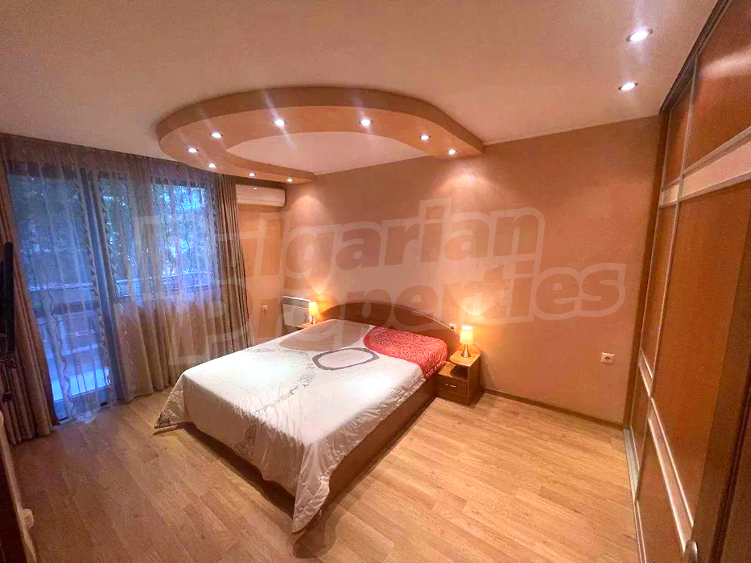 Gallery Picture 5