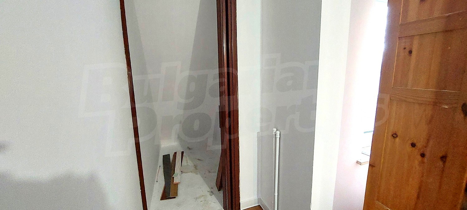 Gallery Picture 17