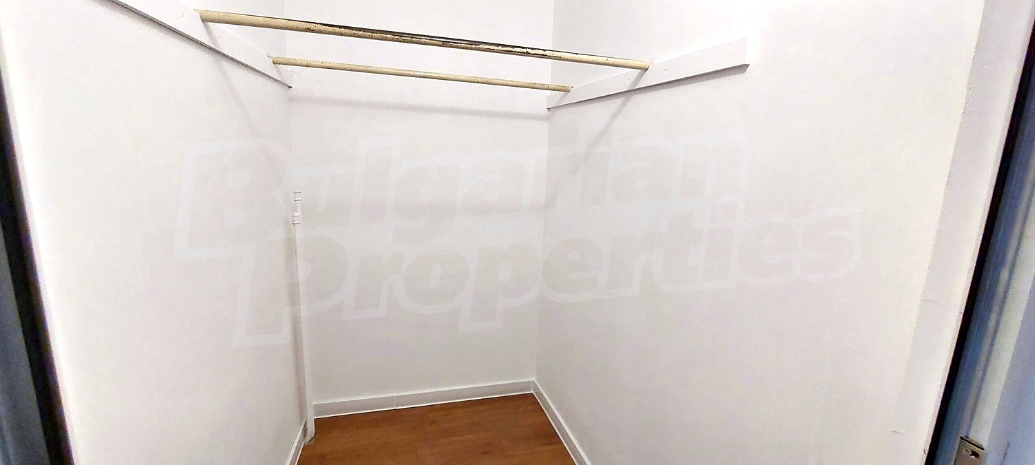 Gallery Picture 23