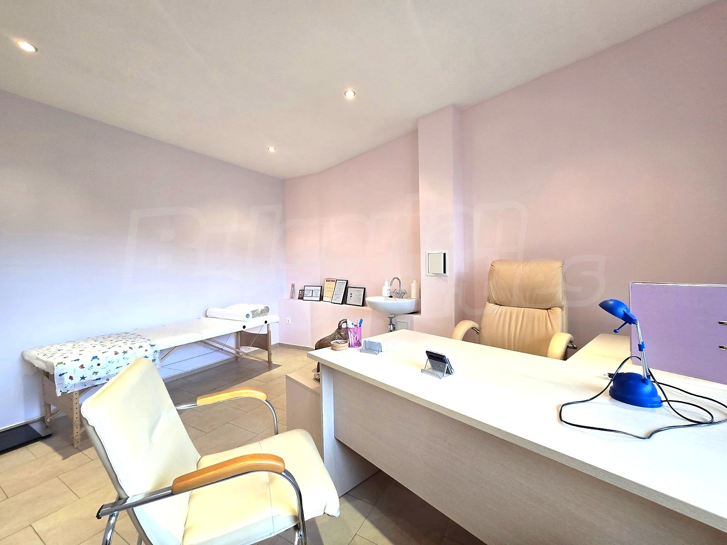Gallery Picture 2
