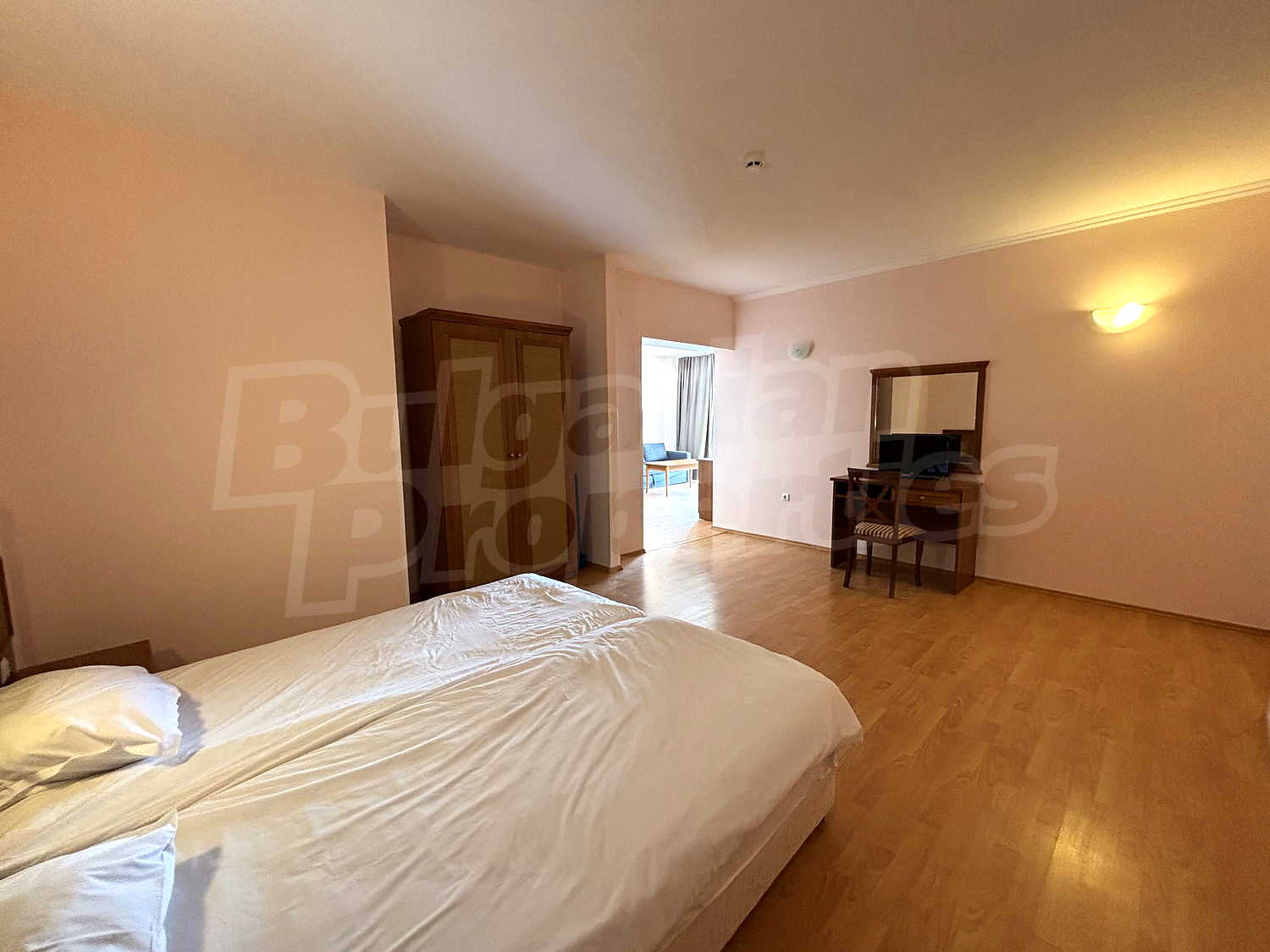 Gallery Picture 31