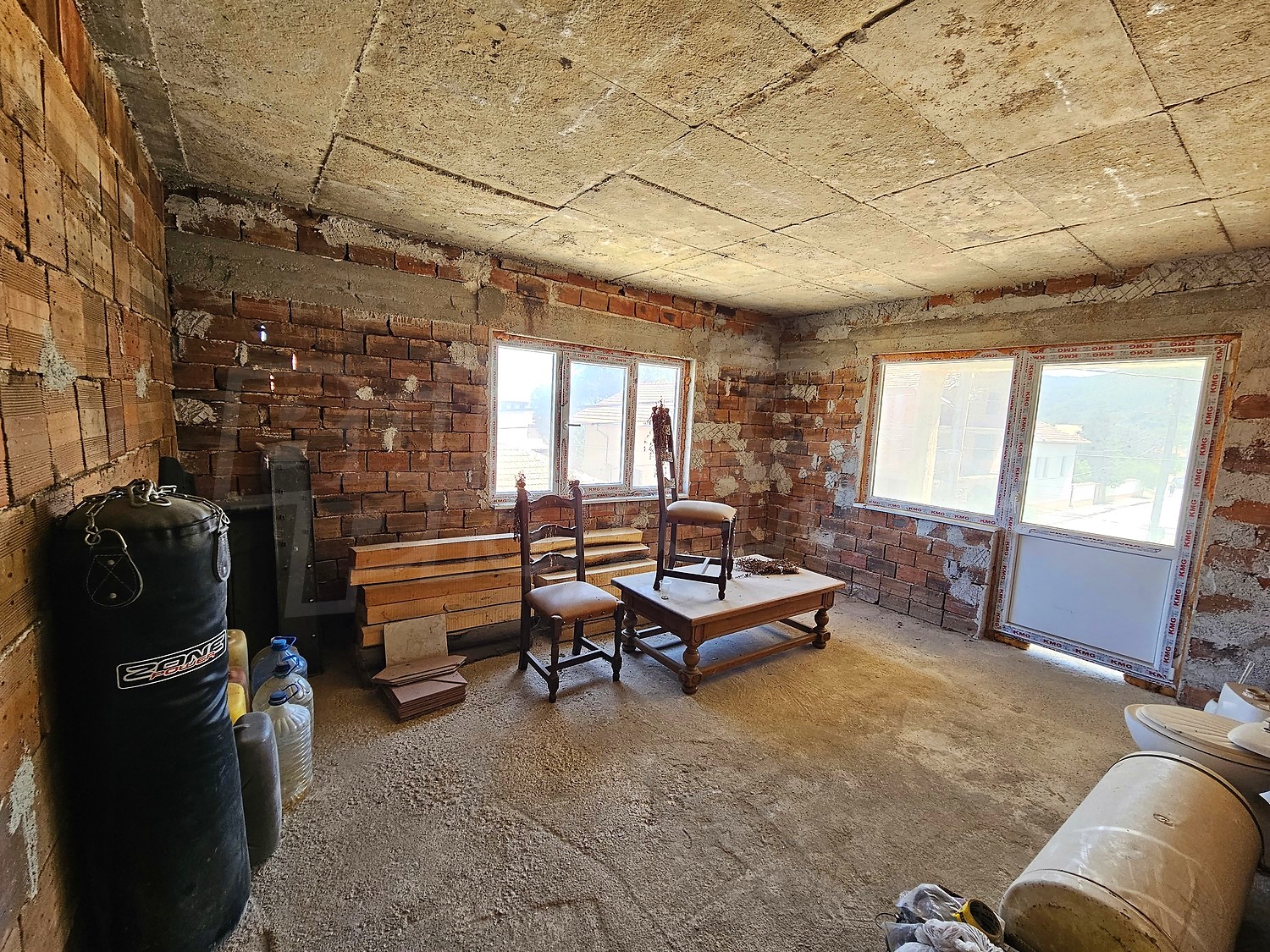 Gallery Picture 47