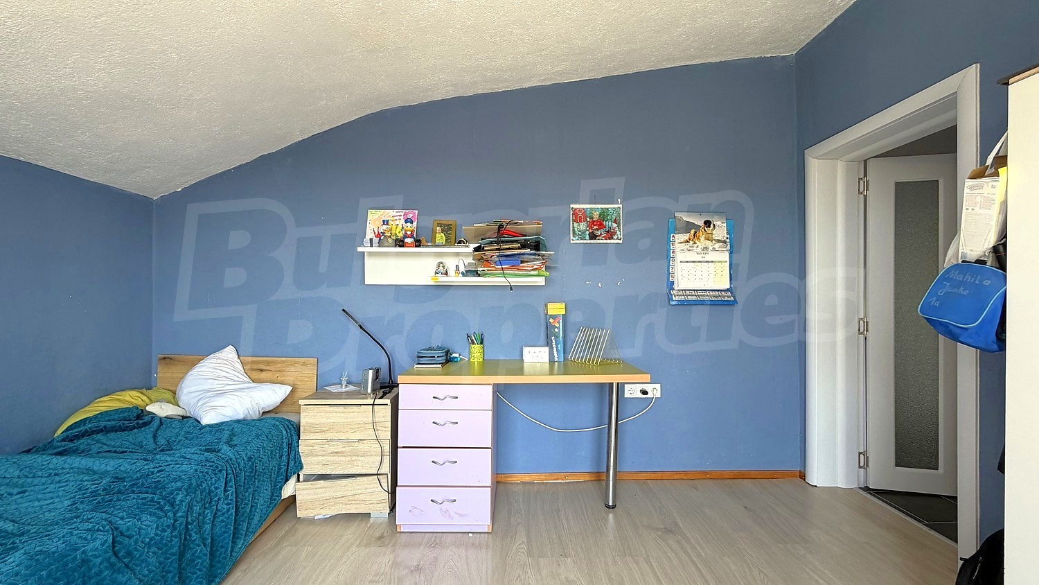 Gallery Picture 7