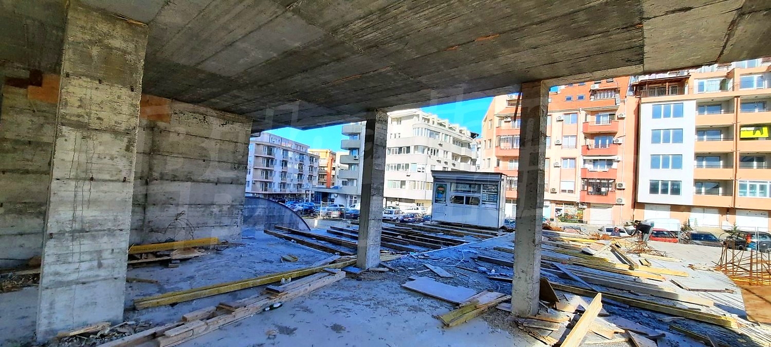 Gallery Picture 36