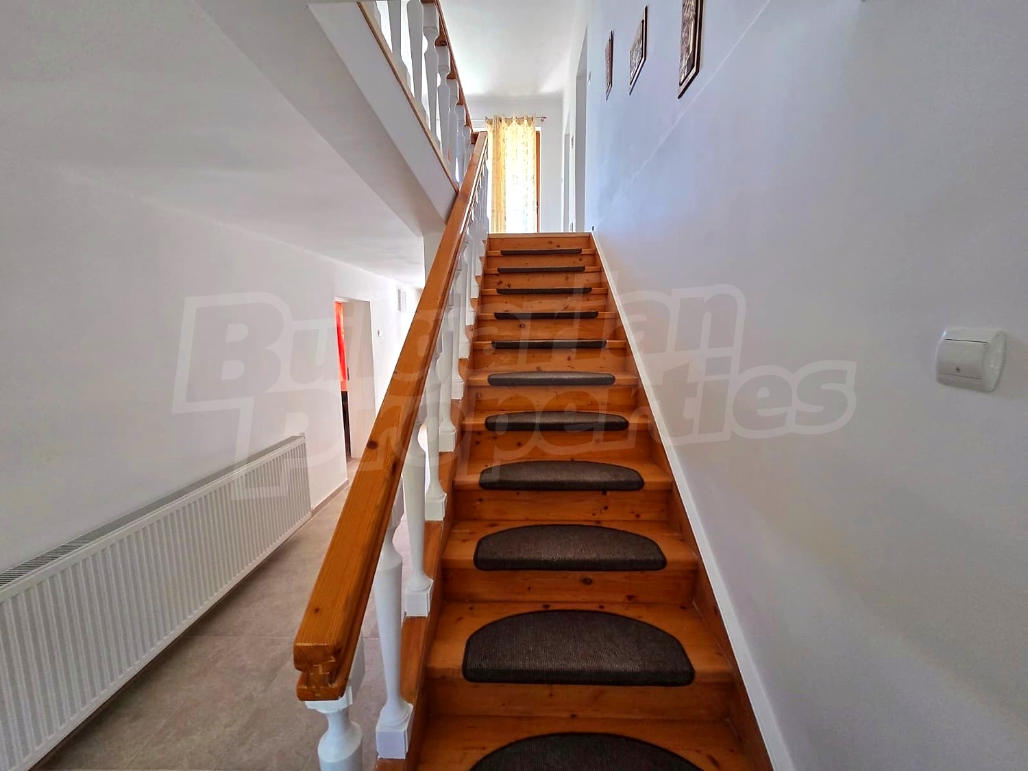 Gallery Picture 28