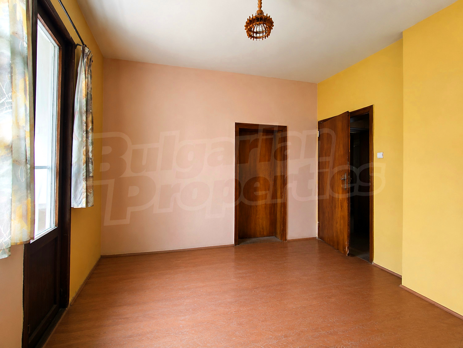 Gallery Picture 2