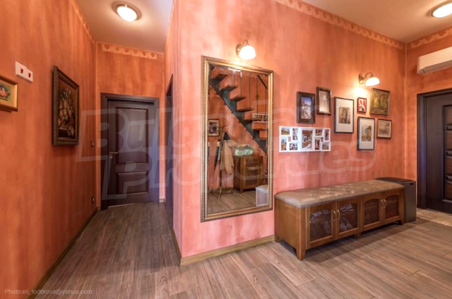Gallery Picture 15