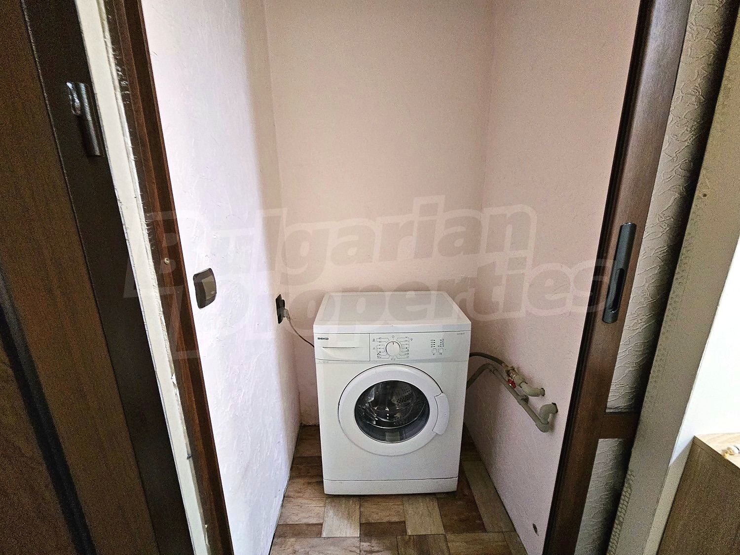 Gallery Picture 25