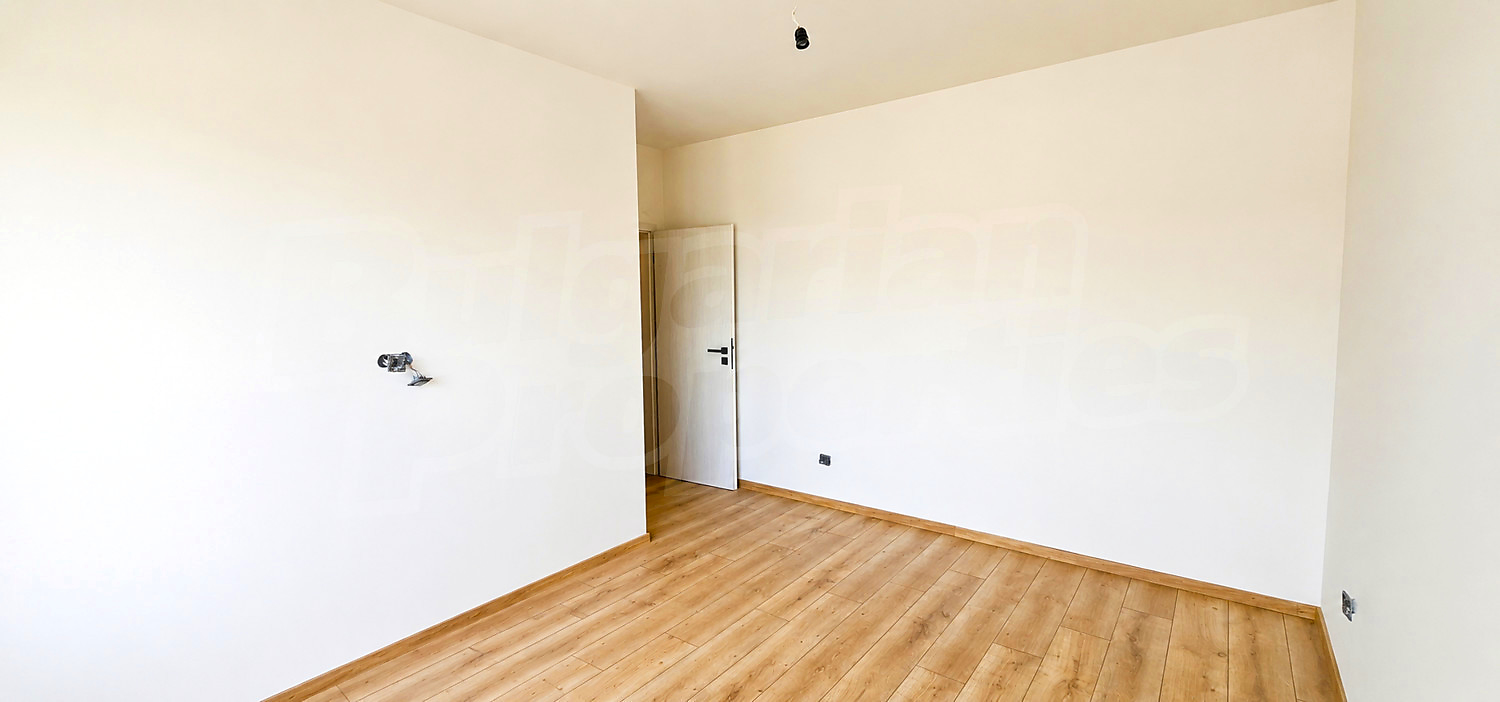 Gallery Picture 5