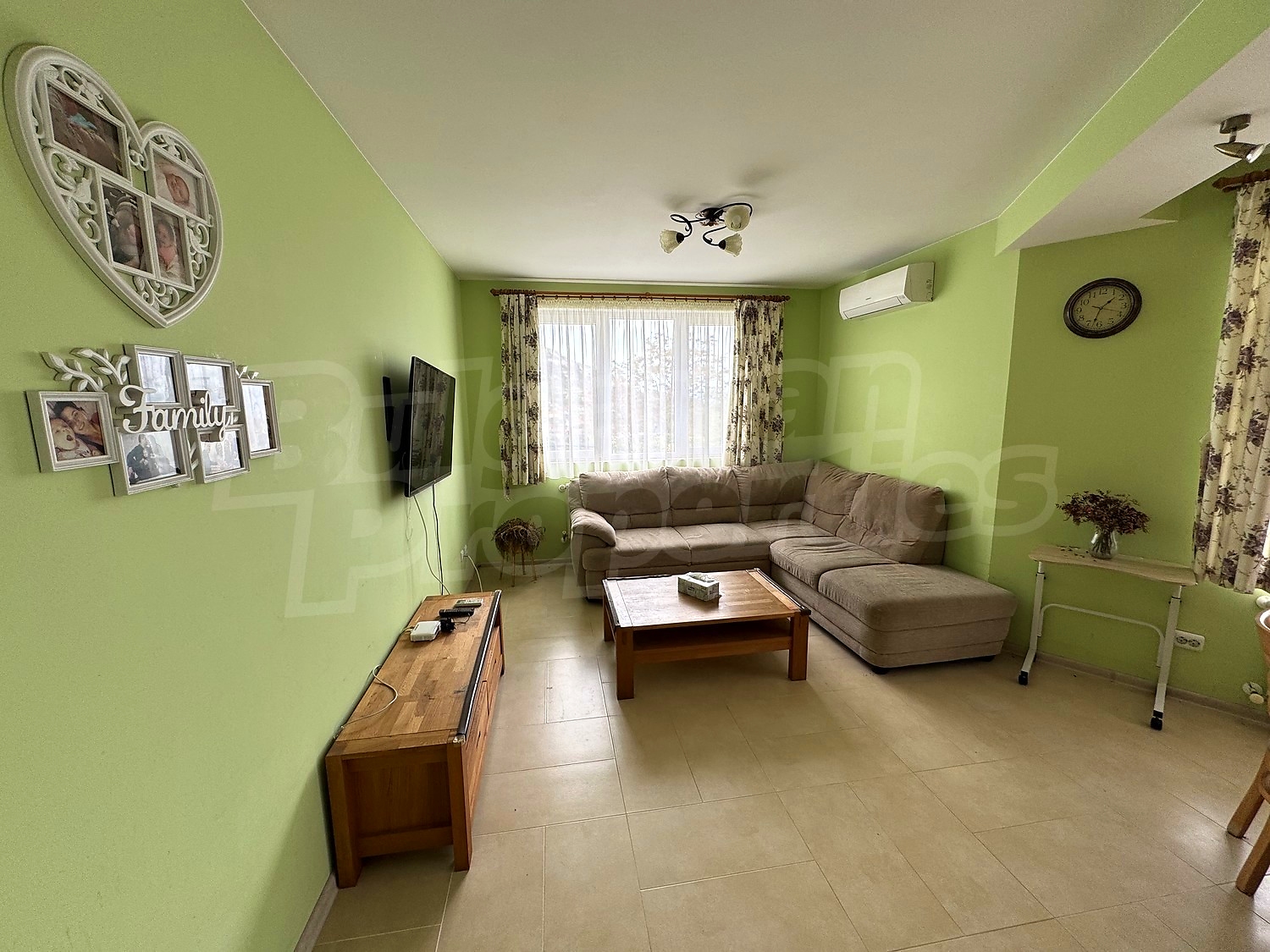 Gallery Picture 9