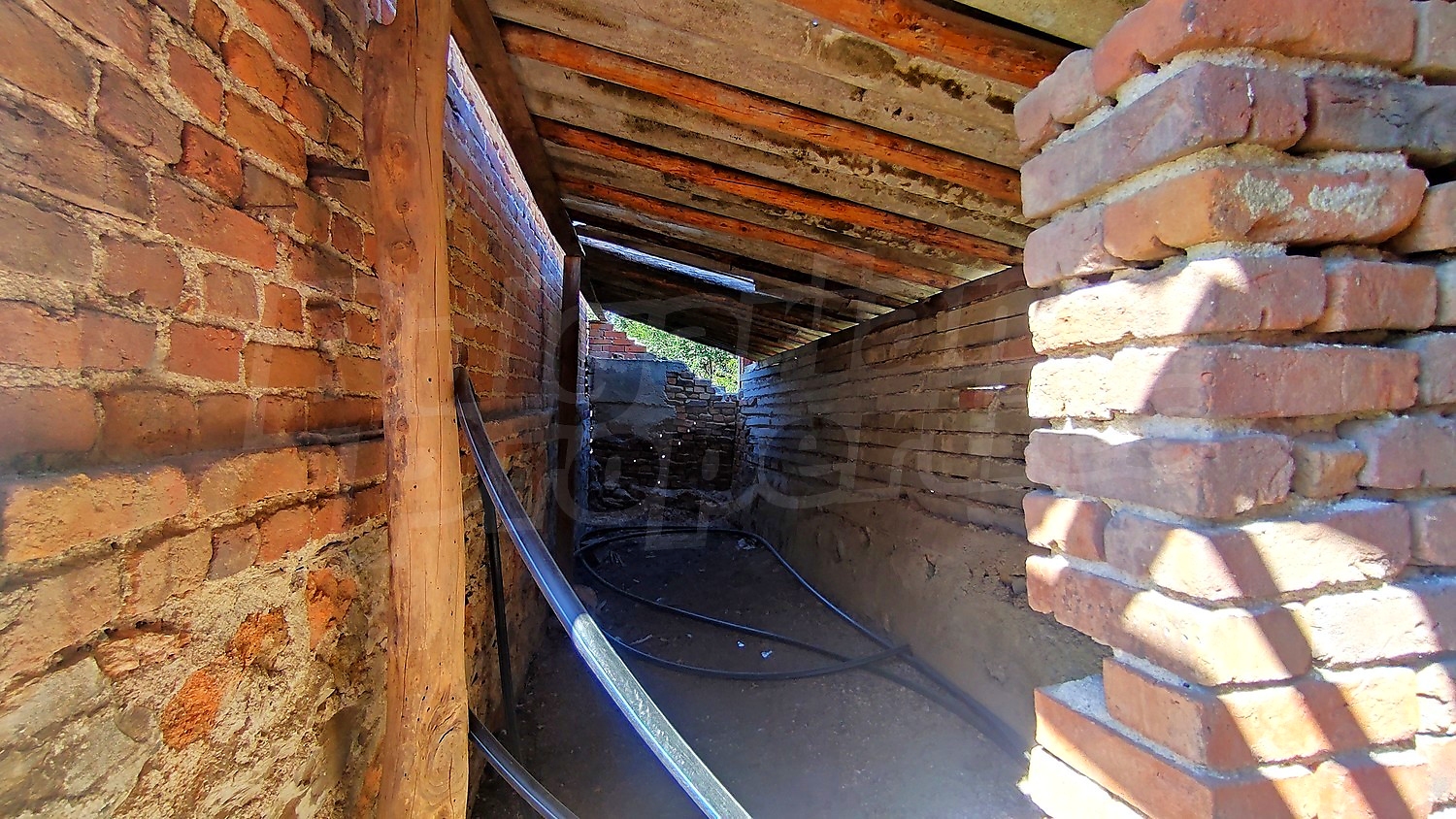 Gallery Picture 15