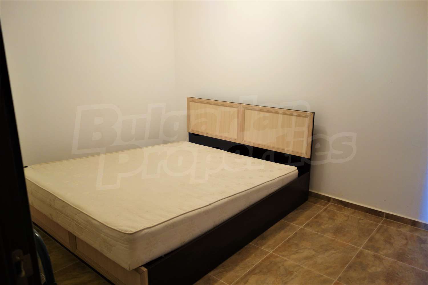 Gallery Picture 14