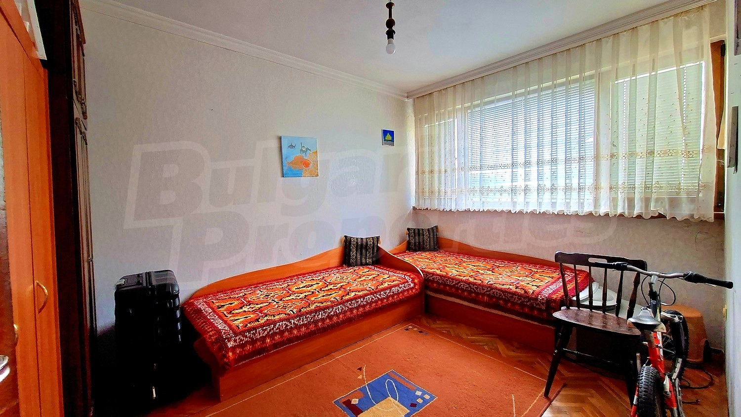 Gallery Picture 10