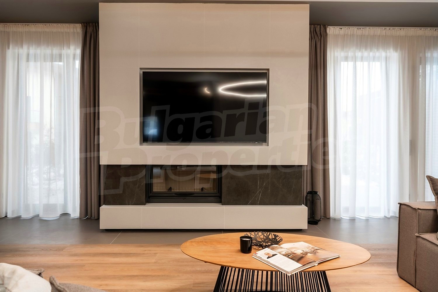 Gallery Picture 3