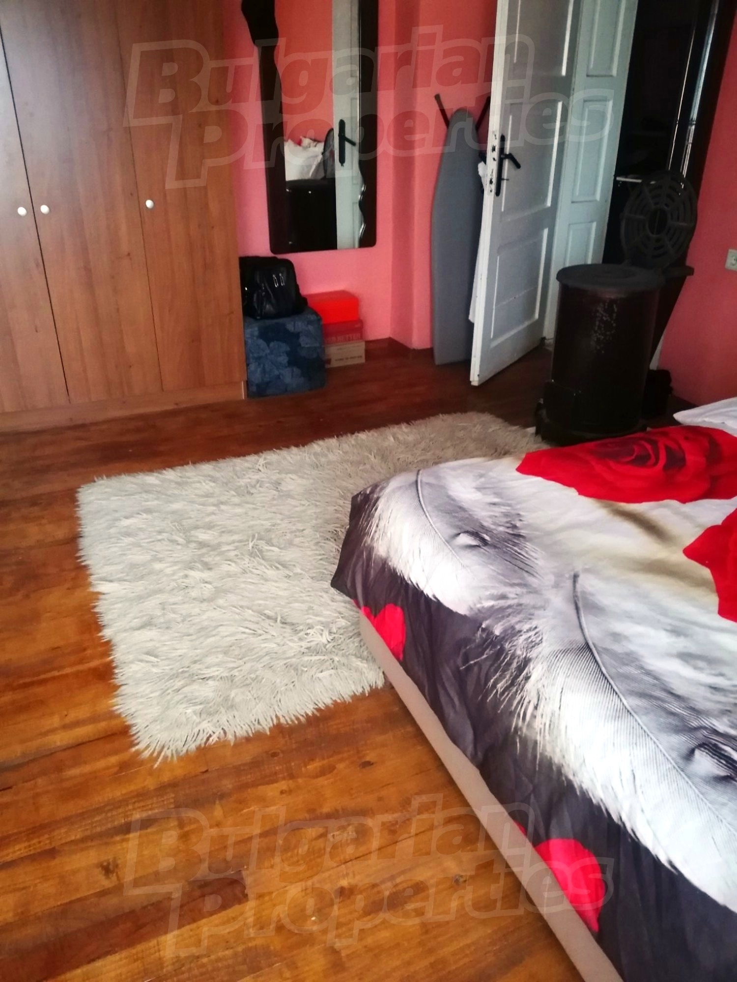 Gallery Picture 29
