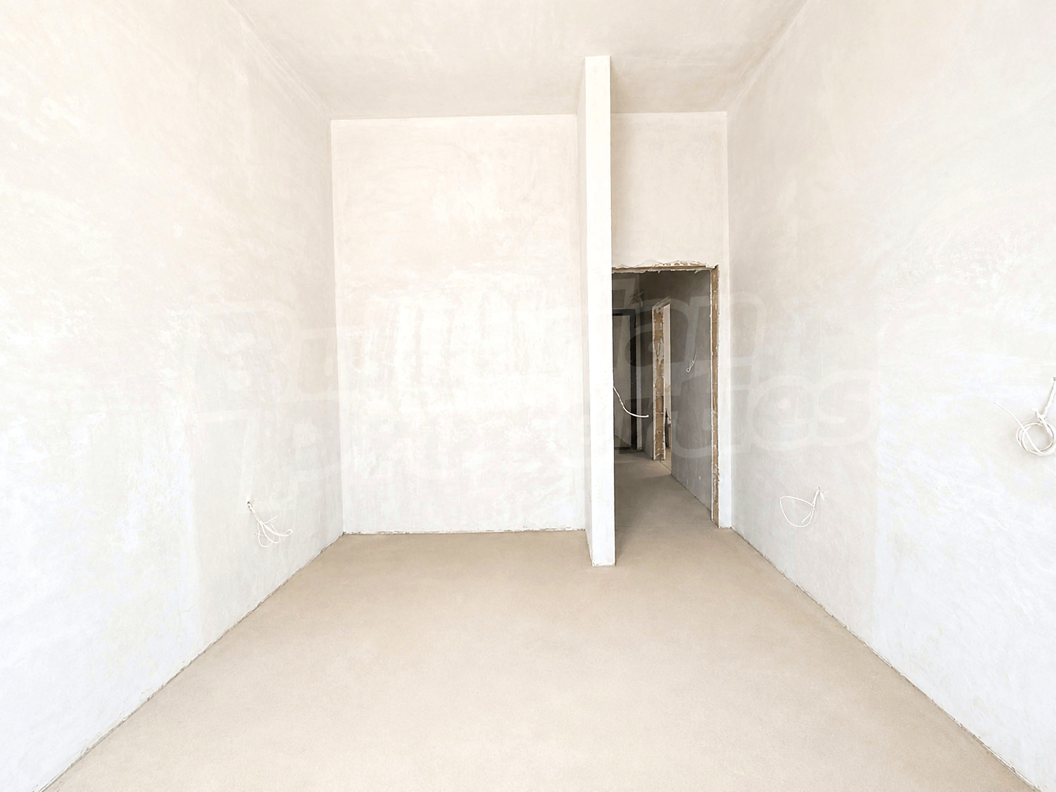 Gallery Picture 4
