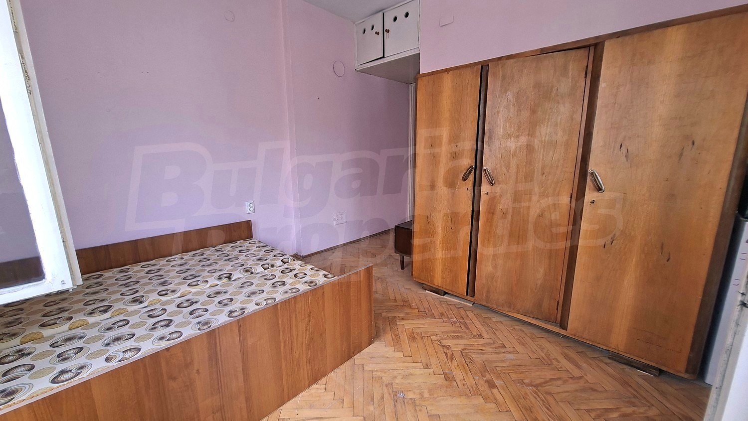 Gallery Picture 16