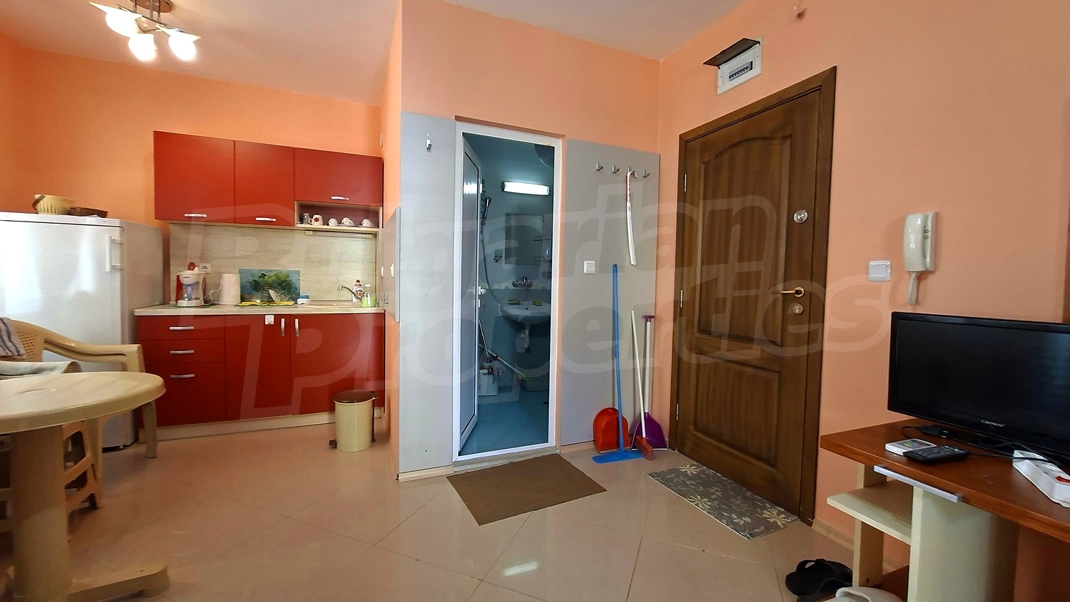 Gallery Picture 16
