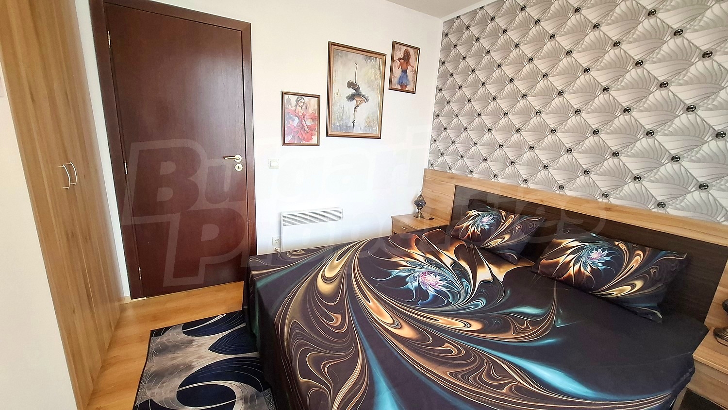 Gallery Picture 12