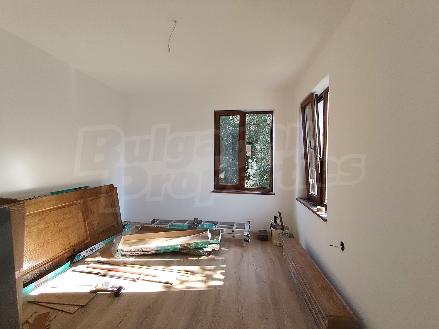 Gallery Picture 5