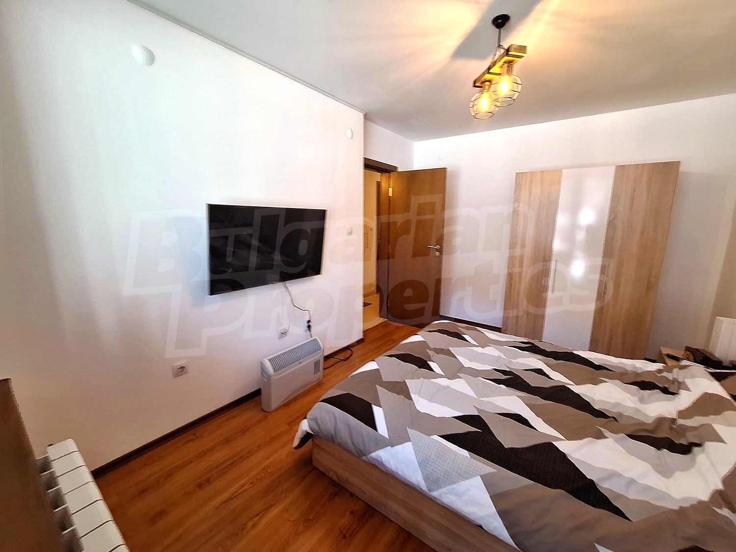 Gallery Picture 5
