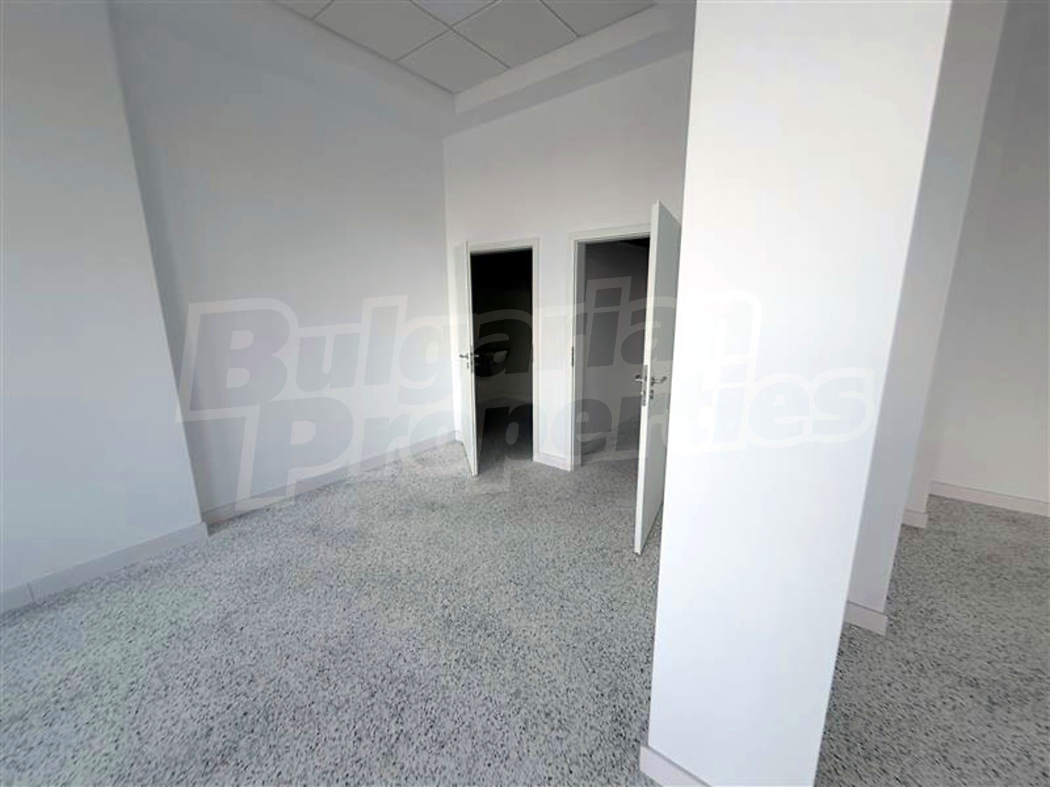 Gallery Picture 9
