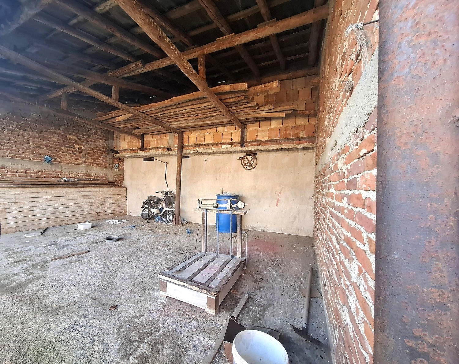 Gallery Picture 34