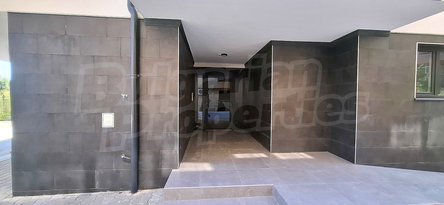 Gallery Picture 2
