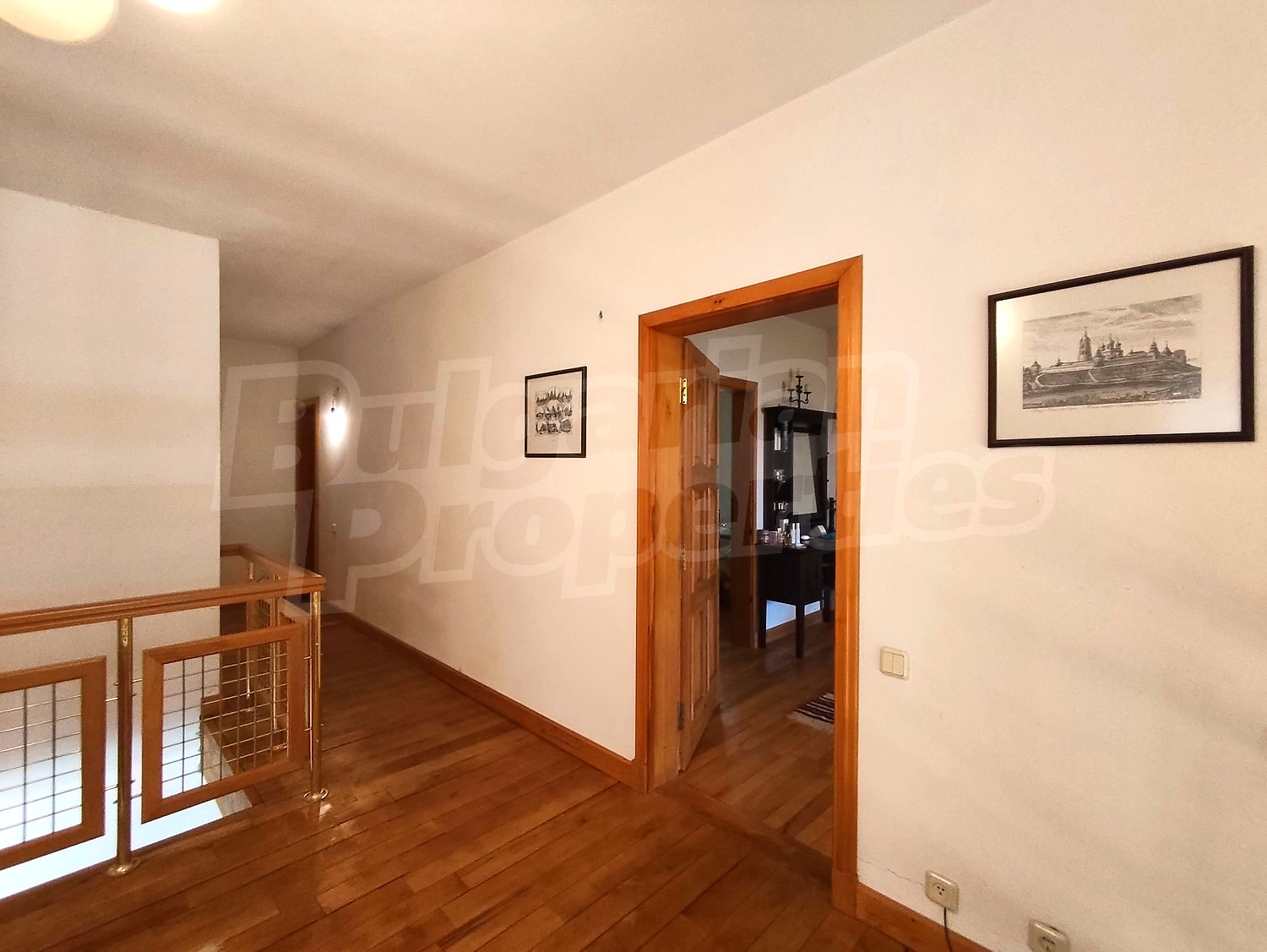 Gallery Picture 69