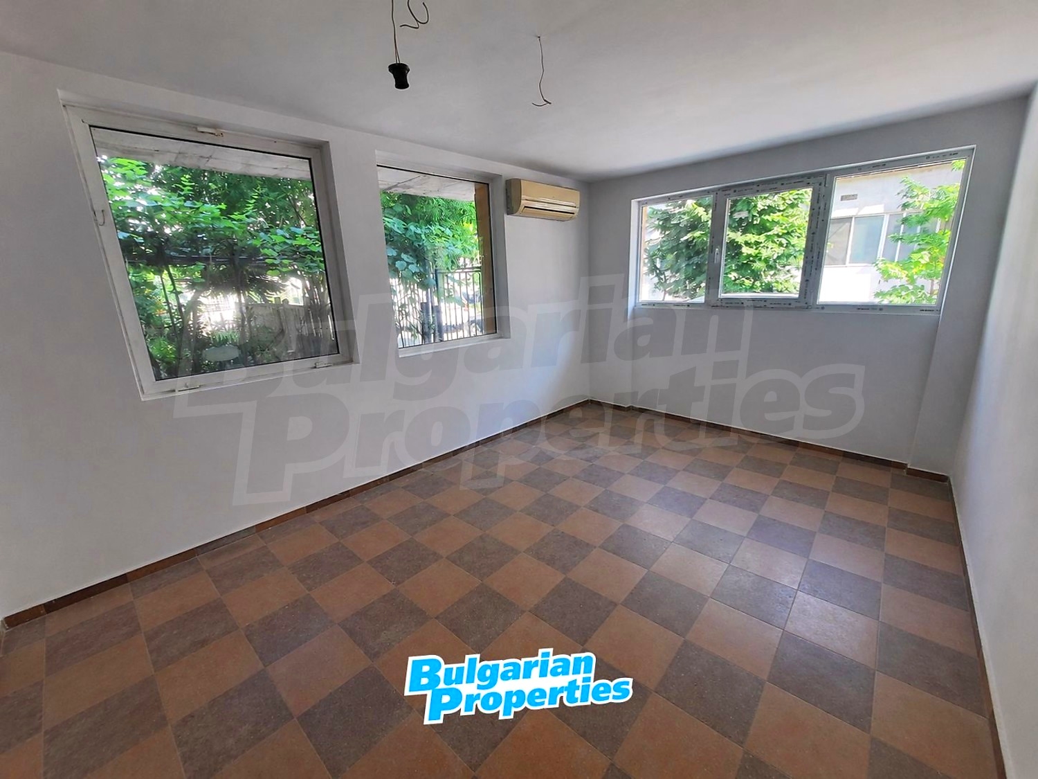 Gallery Picture 4